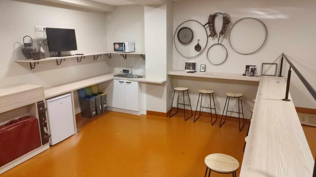 Turoqua Hostel Понтеведра Екстер'єр фото